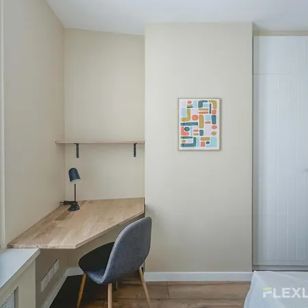 Apartment Flexliving - One Bedroom - Estrapade Paris