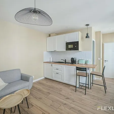 Flexliving - One Bedroom - Estrapade *