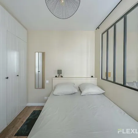 Apartment Flexliving - One Bedroom - Estrapade Paris